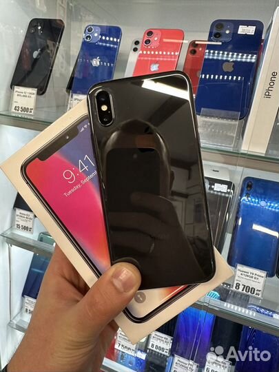 iPhone X, 64 ГБ