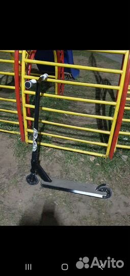 Трюковой самокат