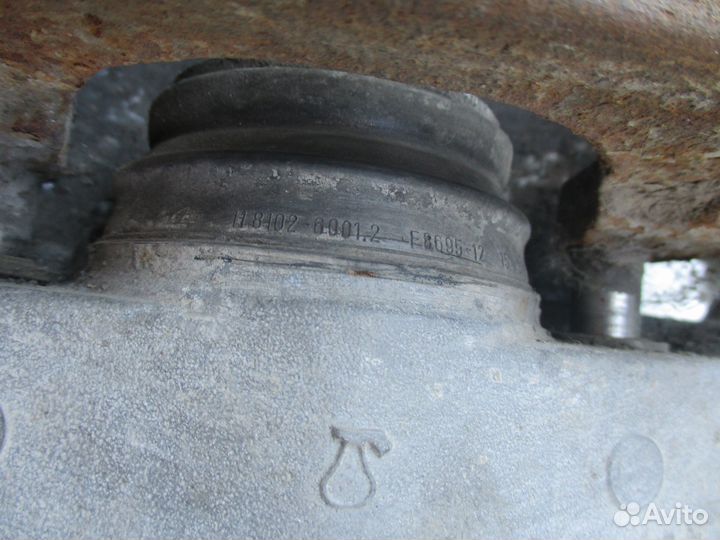 Бмв 5 Е60 XI суппорт передний