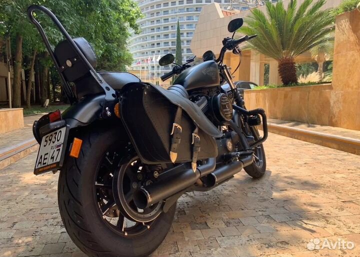 Harley-Davidson Sportster 883