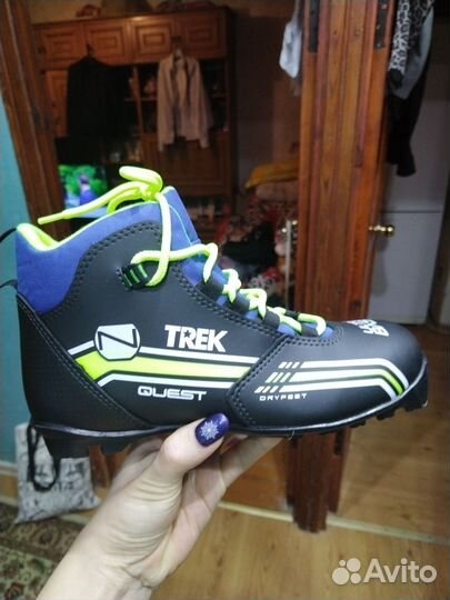 Лыжные ботинки классические