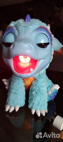 Интерактивный дракон hasbro