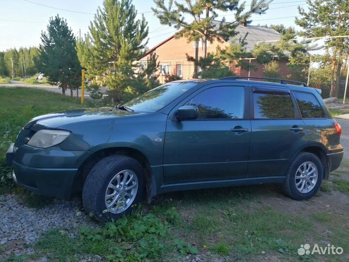 Mitsubishi Outlander 2.0 МТ, 2006, 366 000 км