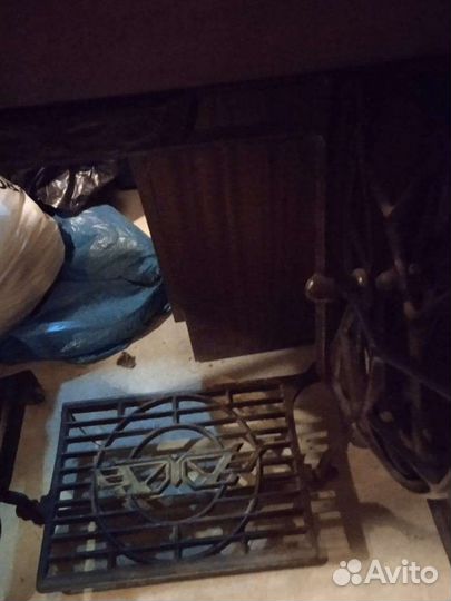 Швейная машина Singer