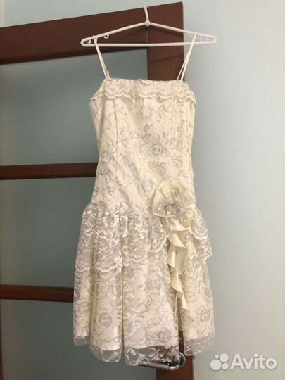 Платье для девочки новое