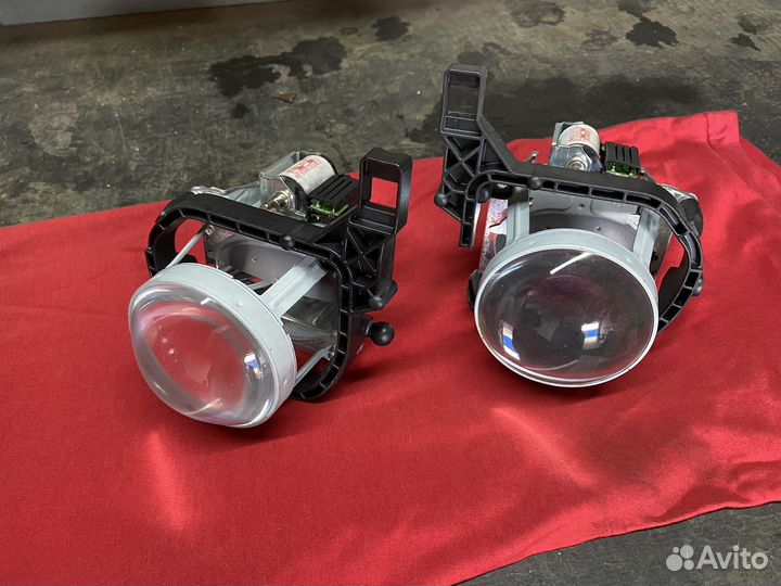 Линзы Opel astra gtc 2012 год