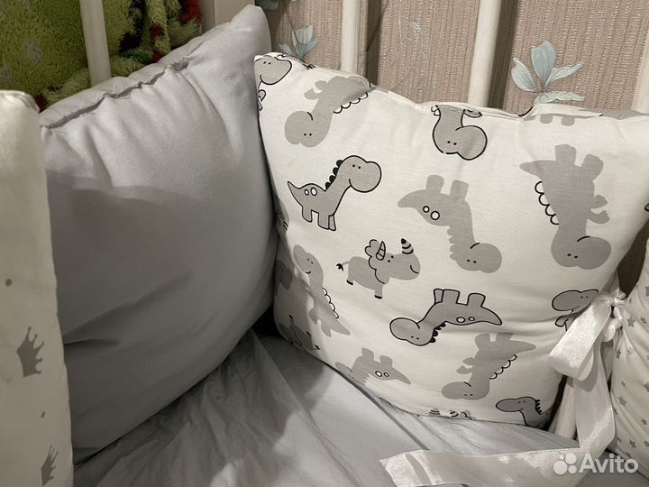 Бортики в кроватку