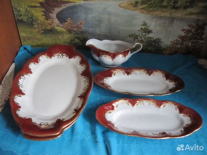 Очень красивый столовый сервиз времен СССР