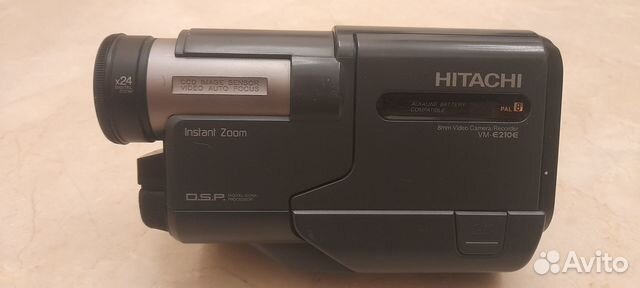 Видеокамера hitachi VM-E210E