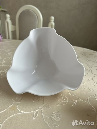 Салатник пластмассовый