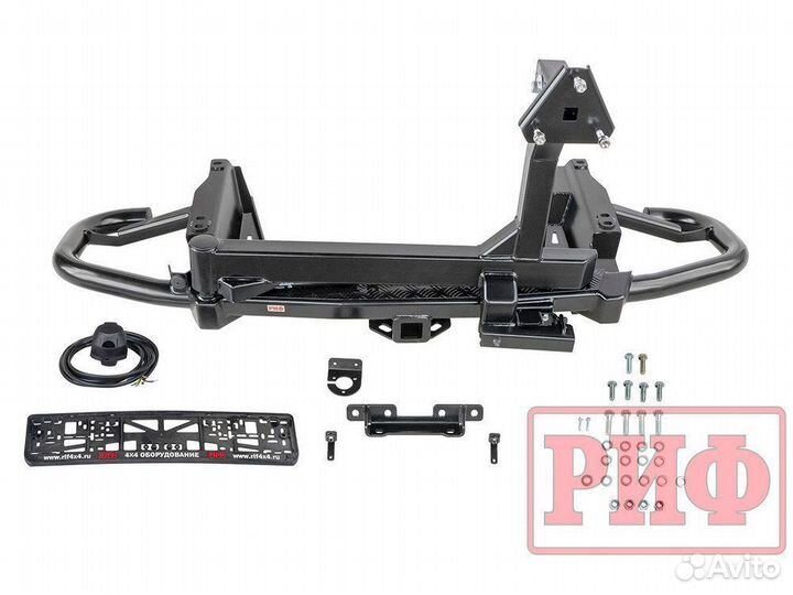 Бампер риф задний Toyota Land Cruiser 120 21076