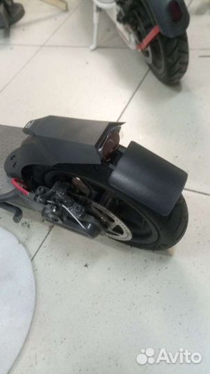 Заднее крыло xiaomi m365