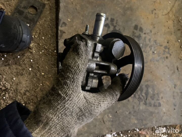 Насос гур Lancer X 2.0