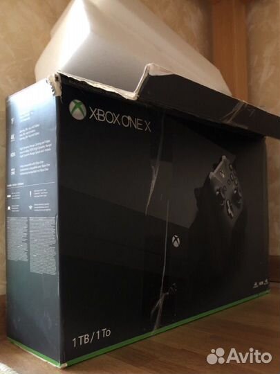 Xbox One x 1tb с играми