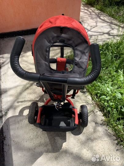 Детский велосипед с ручкой