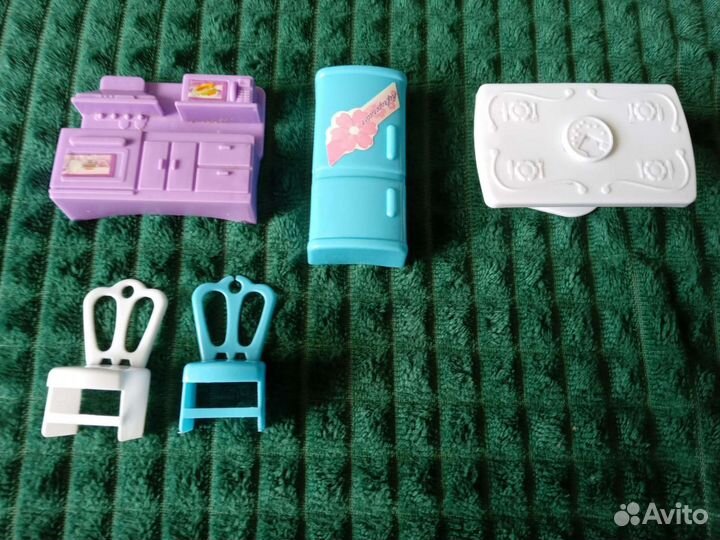 Мебель для кукольного домика