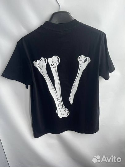 Футболка Vlone Skeleton