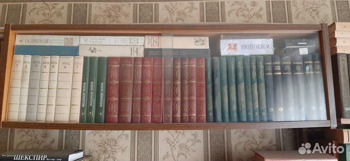 Книги из домашней библиотеки, список в объявлении