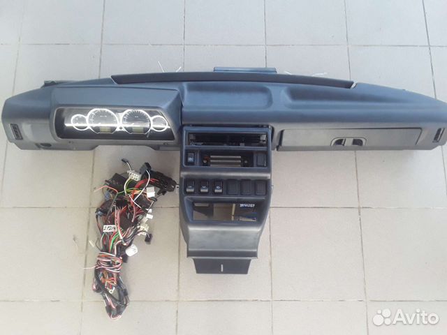 Панель приборов,торпедо Ваз 21214 Нива