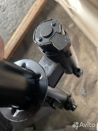 Bmw g11 задний амортизатор правый