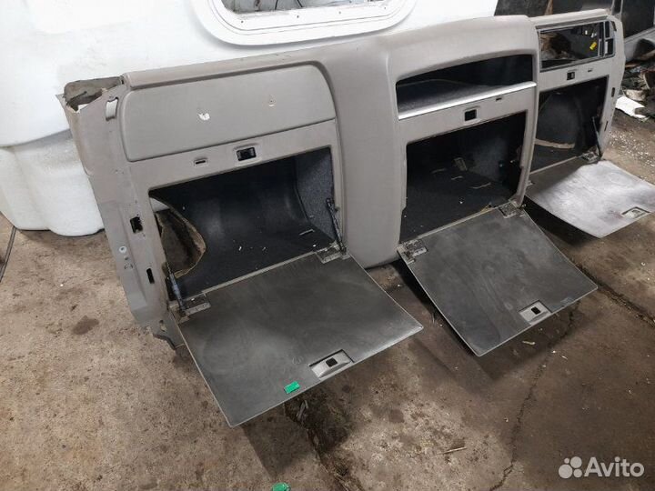 Верхняя полка SuperSpace Daf Xf105 2008