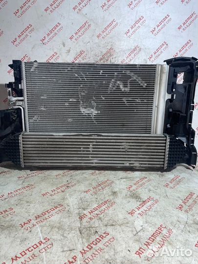 Радиатор охлаждения двигателя Volvo S60 седан