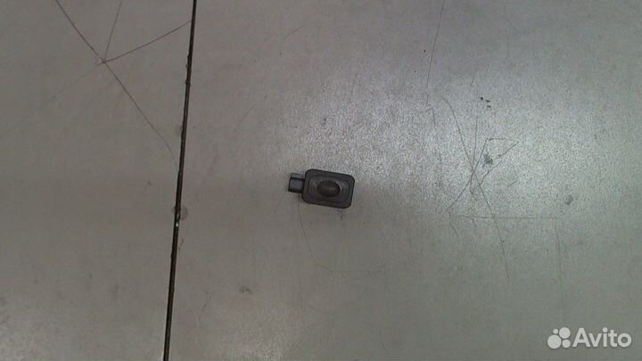 Кнопка багажника Jaguar XE 2015, 2017