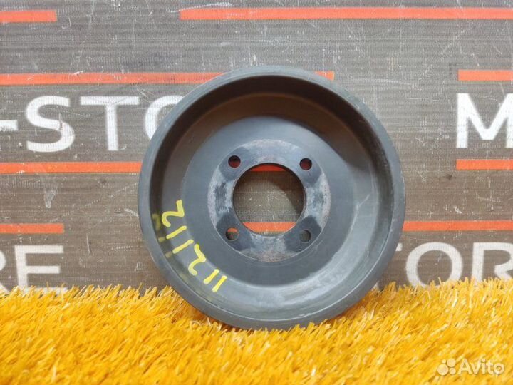 Шкив помпы Bmw 7-Series E66/65 N62B48B 2005