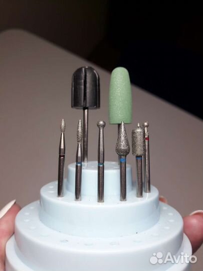 Набор фрез для маникюра с боксом для хранения