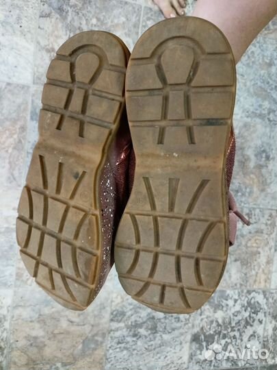 Кроссовки женские 40р