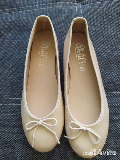 Балетки новые кожаные