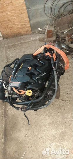 Двигатель по запчастям