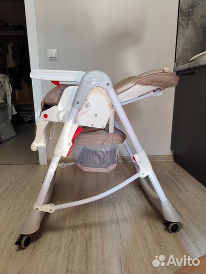 Стульчик для кормления babyton