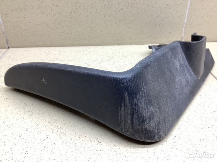 Брызговик передний левый Hyundai Elantra AD G4FG