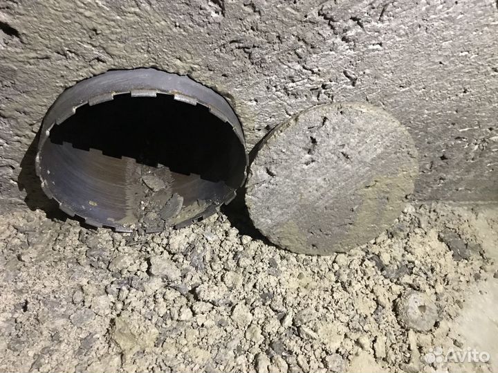 Алмазное сверление (бурение) отверстий