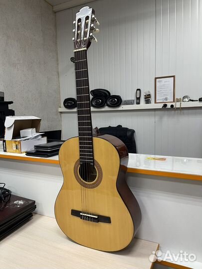 Классическая гитара Hohner HC-06