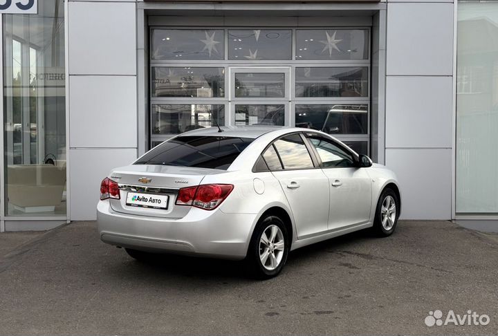 Chevrolet Cruze 1.6 МТ, 2011, 140 100 км