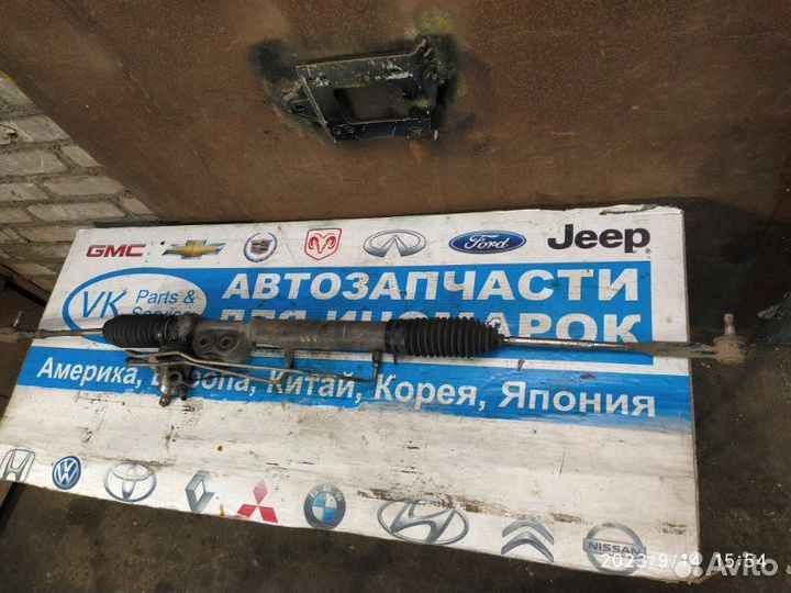 Рулевая рейка Nissan Maxima A33 00-06