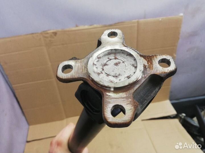 Карданный вал передний BMW X3 E83 рест. 2009