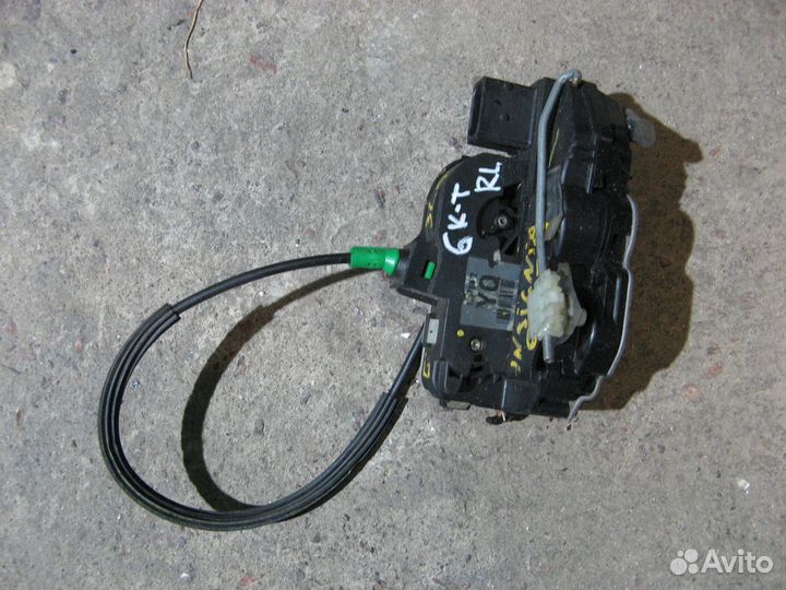 Замок двери задней левой Opel Insignia I (2008—2013)