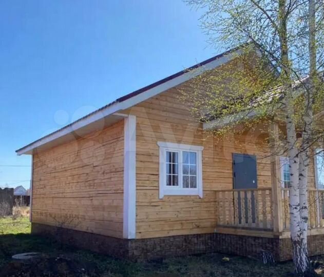 Дом 63 м² на участке 8 сот.