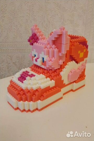 Подставка под канцелярию