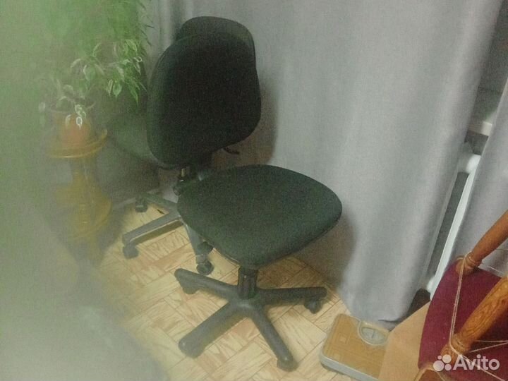 Компьютерное кресло бу, доставлю по северо зпд. р