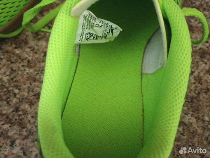 Бутсы(футзалки) nike 41 размер новые