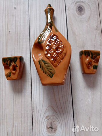 Графин глиняный, две стопки