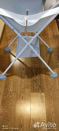 Ванночка Beaba Camele’o с Базой на ножках Beaba