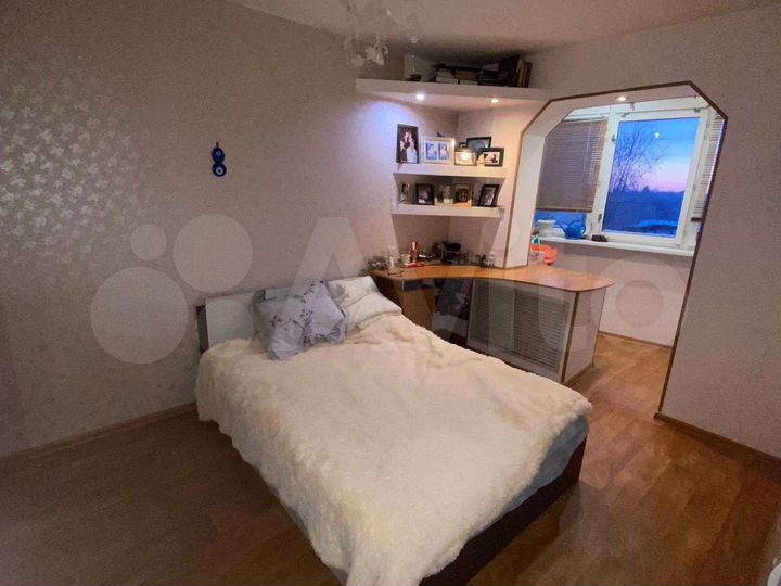 2-к. квартира, 58 м², 4/9 эт.