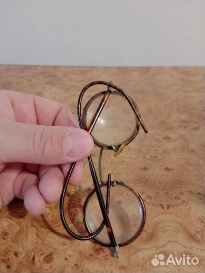 Старинные очки