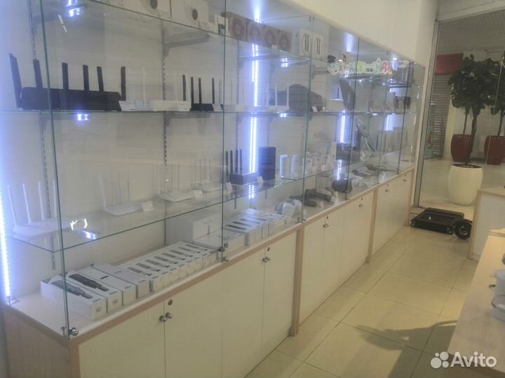 Витрины, прилавки, островки, стеллажи на заказ