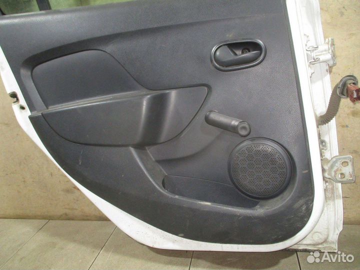 Обшивка двери задней левой Renault Logan 2